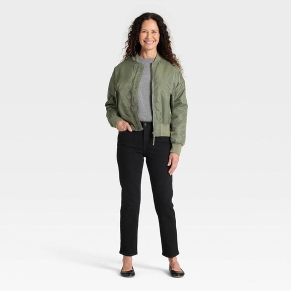 UNIVERSAL THREAD Women’s 80’s Slim Mid-Rise Fitted Hip & Thigh Jeans Black 12 - Picture 3 of 5